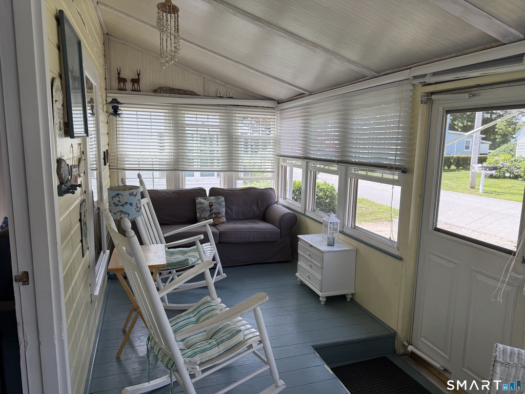16 Springfield Road - Photo 5