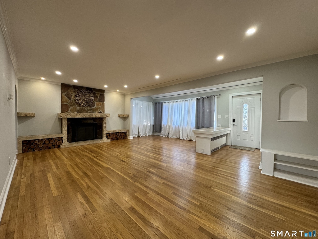 415 Savoy Street - Photo 1
