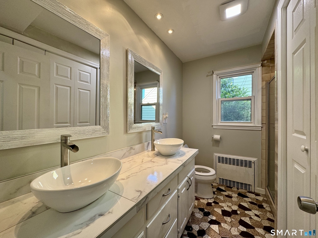 415 Savoy Street - Photo 7