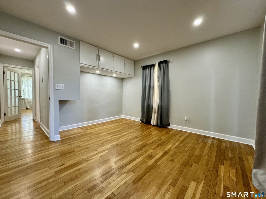 415 Savoy Street - Photo 6