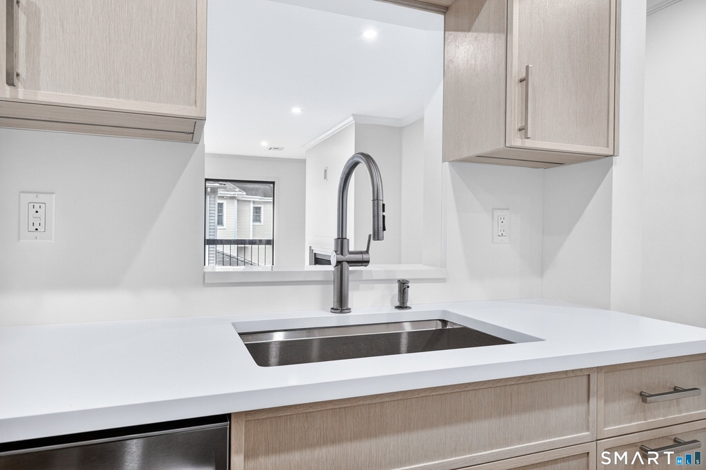 1500 Bedford Street - Photo 6