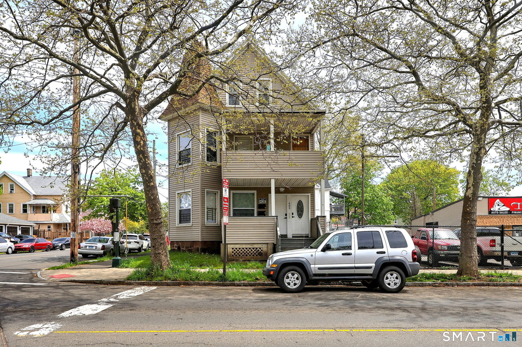 483 Ferry Street - Photo 0