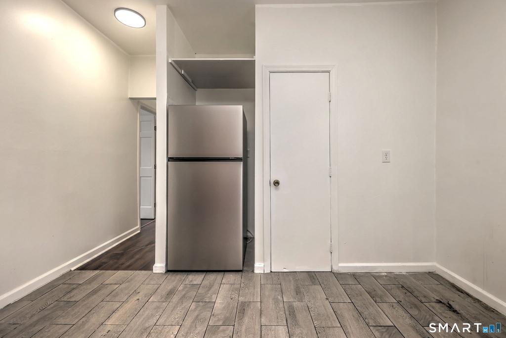 483 Ferry Street - Photo 17