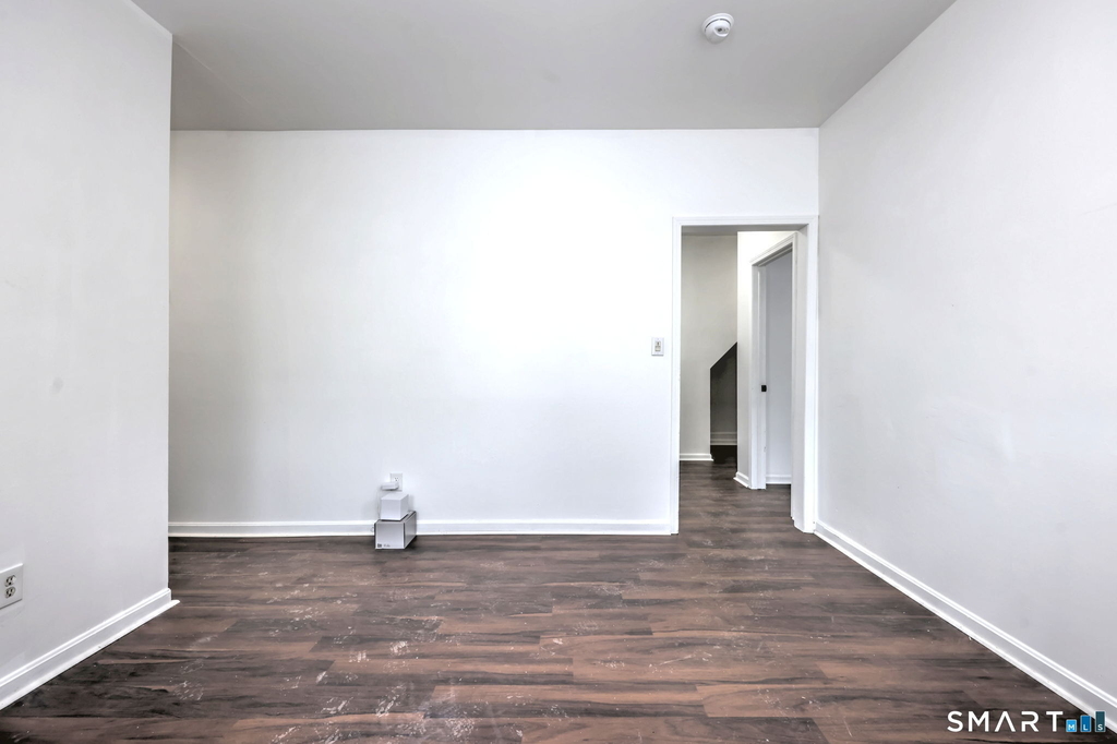 483 Ferry Street - Photo 10