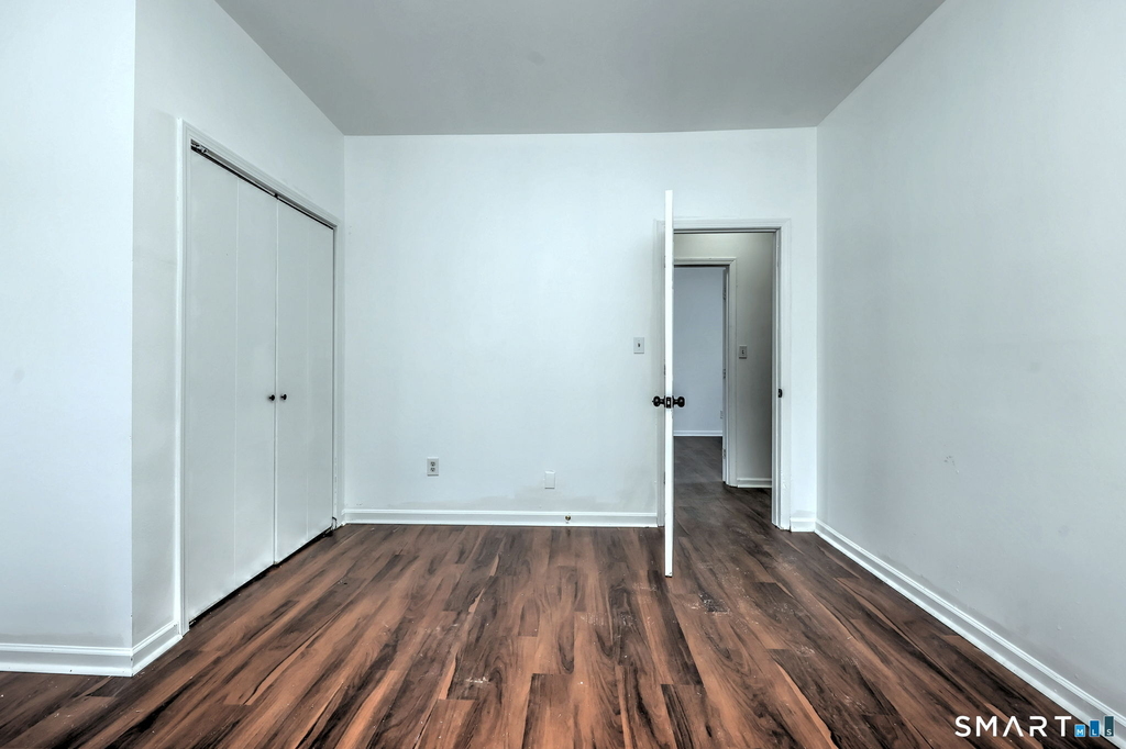 483 Ferry Street - Photo 8