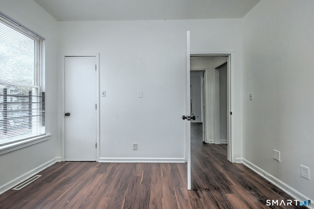 483 Ferry Street - Photo 28
