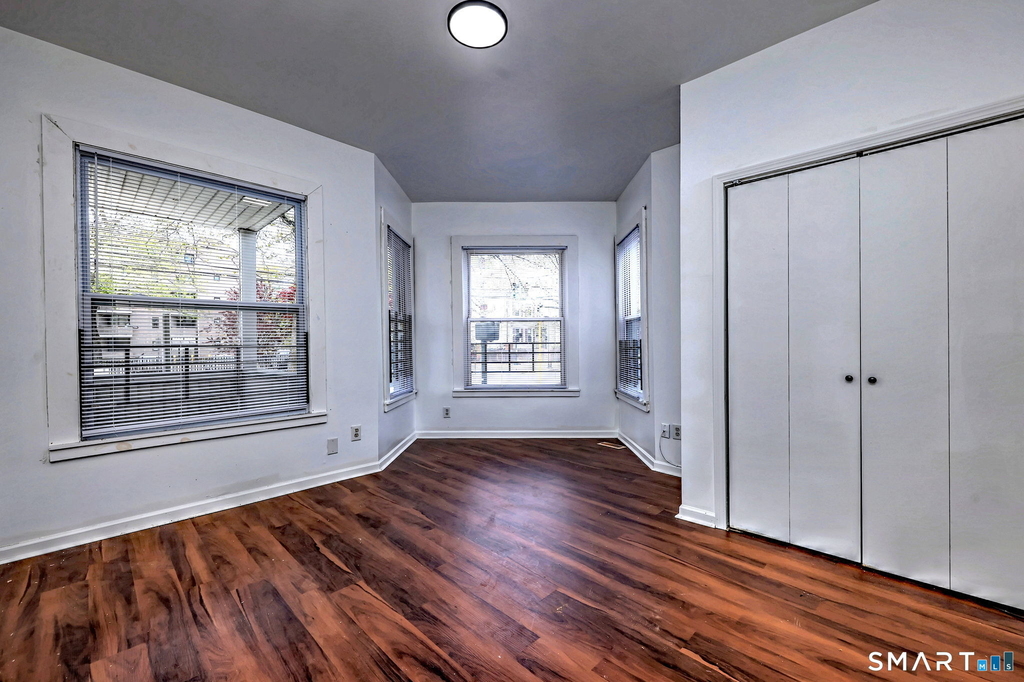 483 Ferry Street - Photo 7
