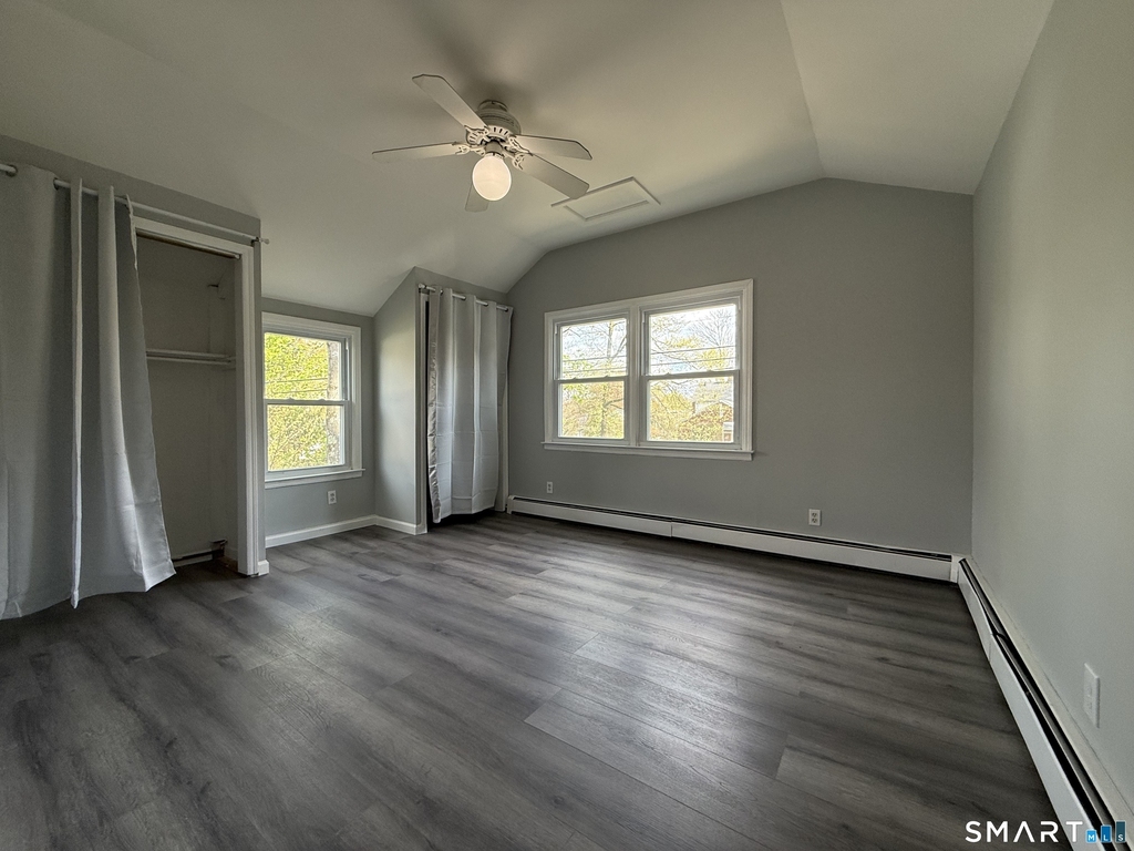 218 Melville Drive - Photo 9
