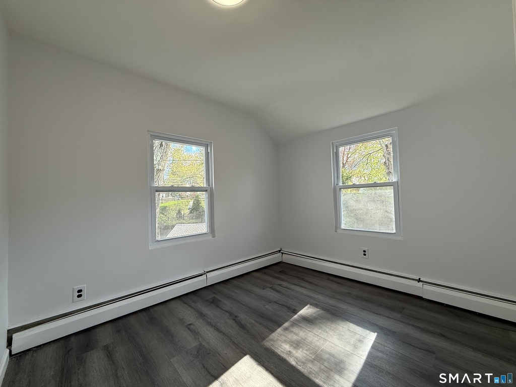 218 Melville Drive - Photo 8