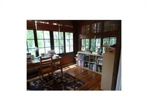 407 Biddle Ave - Photo 2