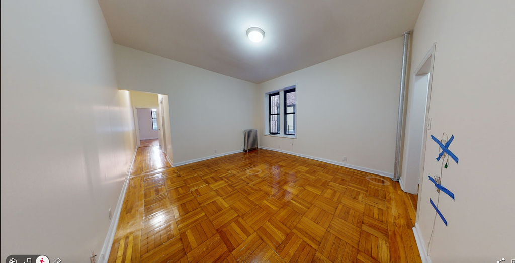West 170th Street - Photo 0