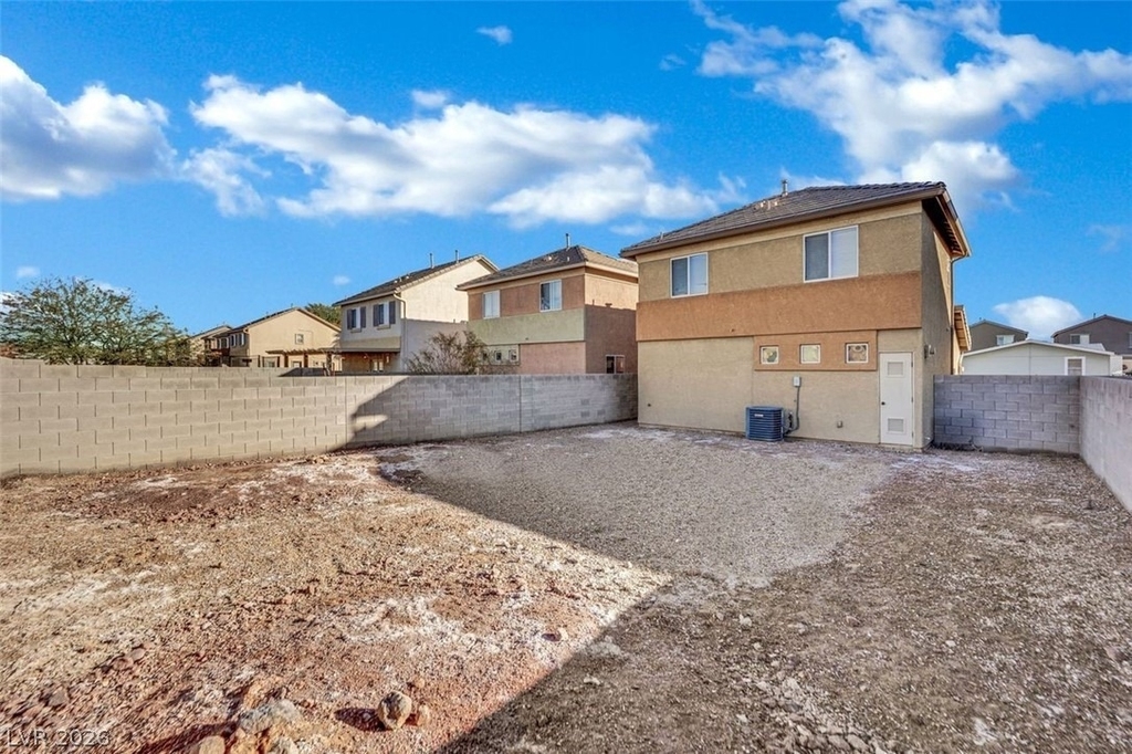 5243 Los Pinos Street - Photo 6