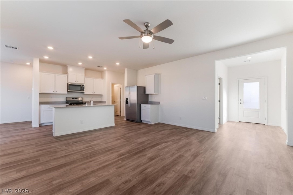 4149 Gold Desert Street - Photo 3