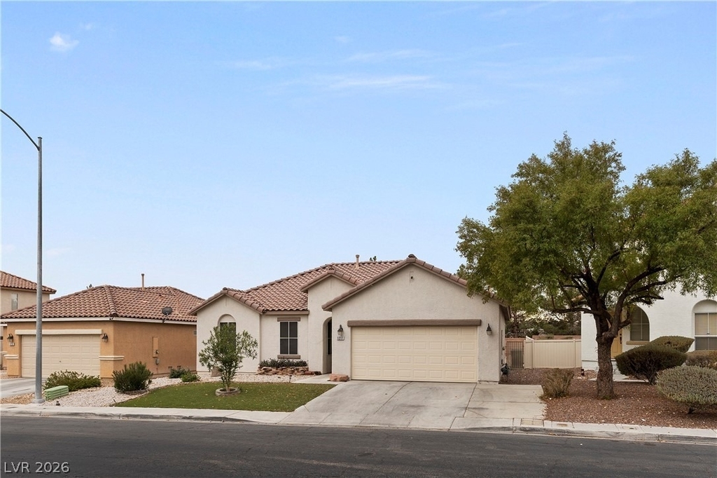 1217 Cove Palisades Drive - Photo 2