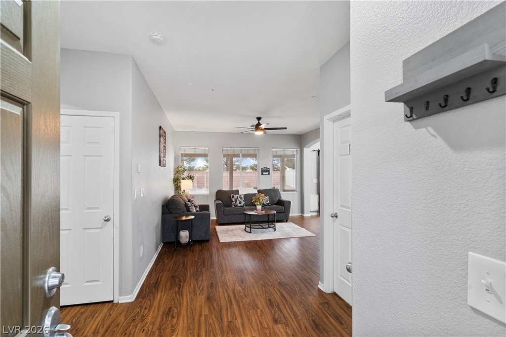 1217 Cove Palisades Drive - Photo 4