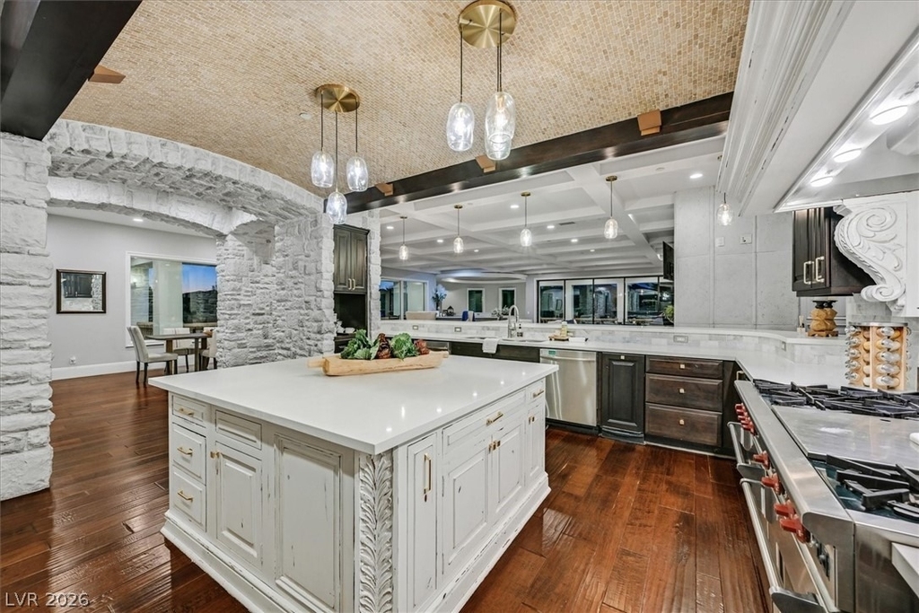 8 Rue Mediterra Drive - Photo 17