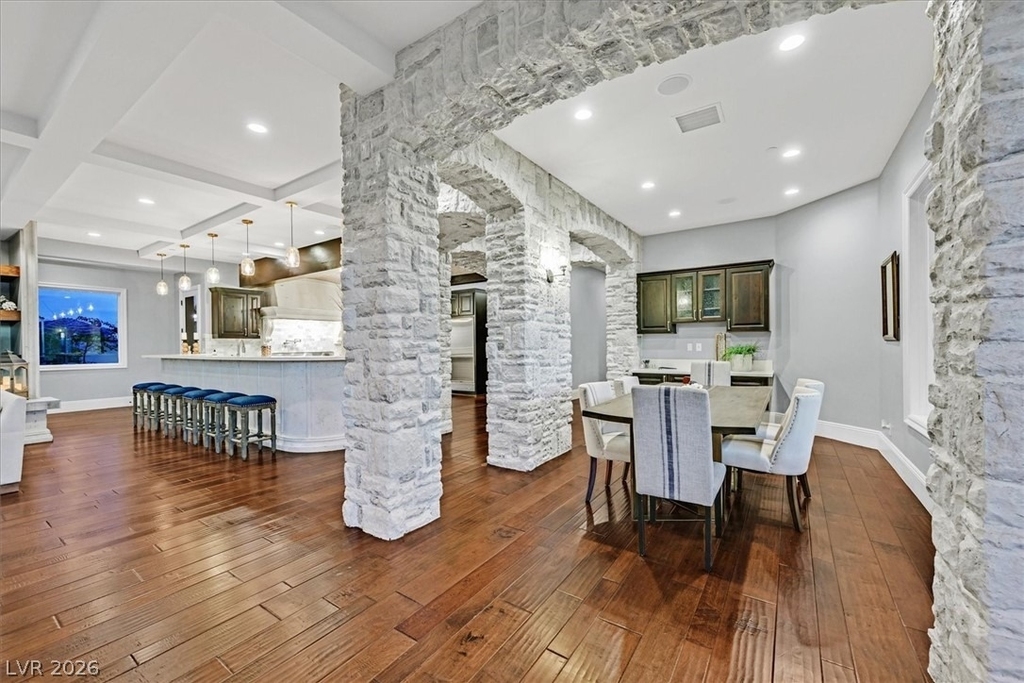 8 Rue Mediterra Drive - Photo 14