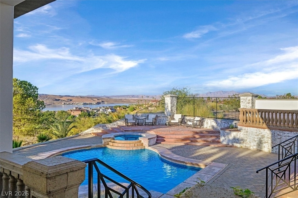 8 Rue Mediterra Drive - Photo 90