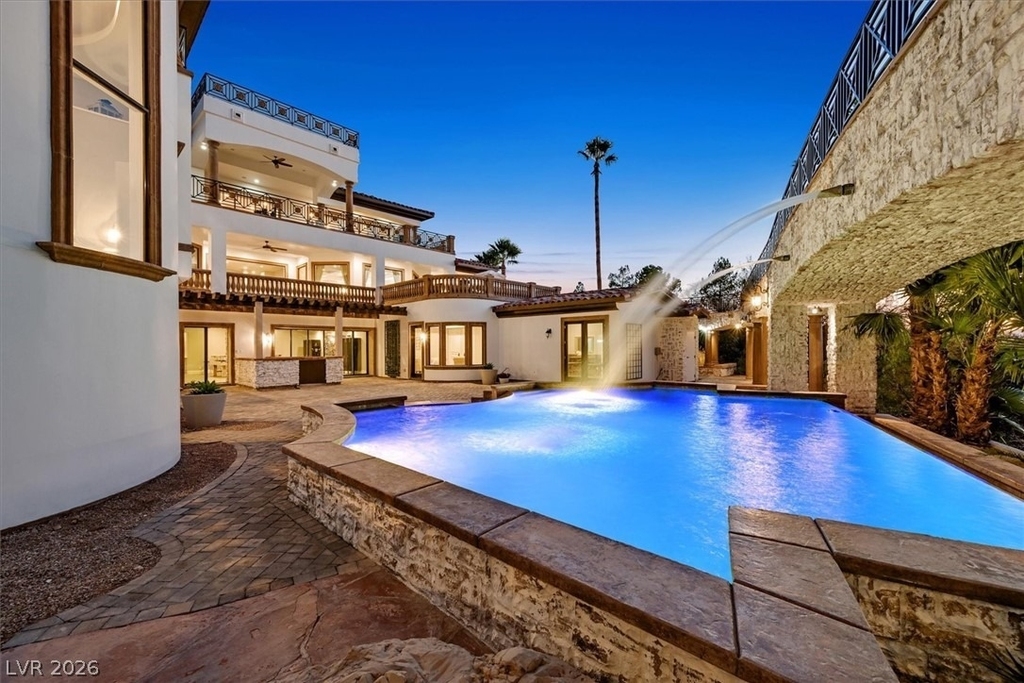 8 Rue Mediterra Drive - Photo 86