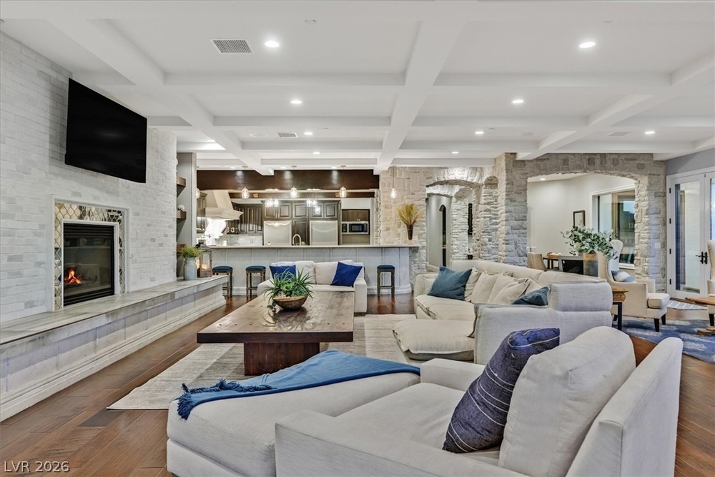 8 Rue Mediterra Drive - Photo 10