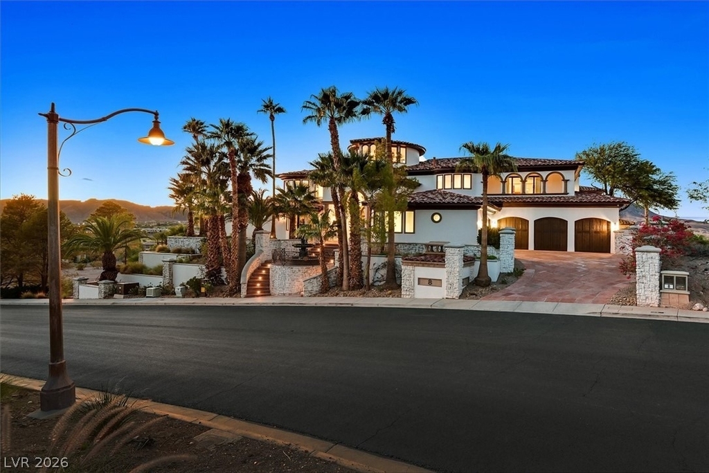 8 Rue Mediterra Drive - Photo 1