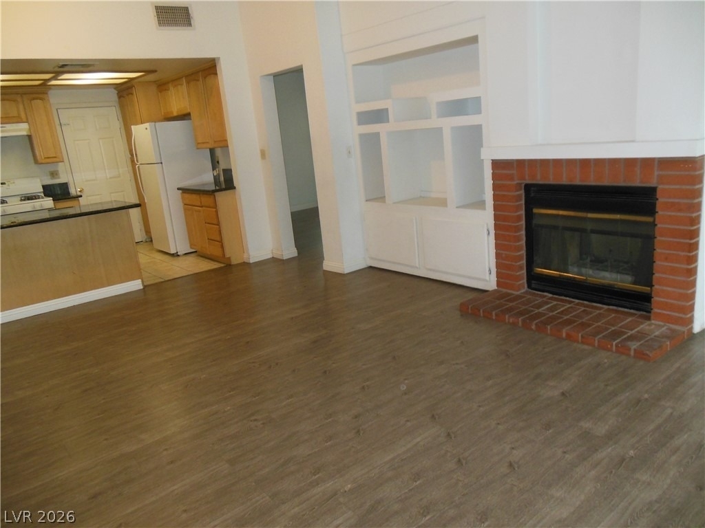 7532 Parnell Avenue - Photo 6