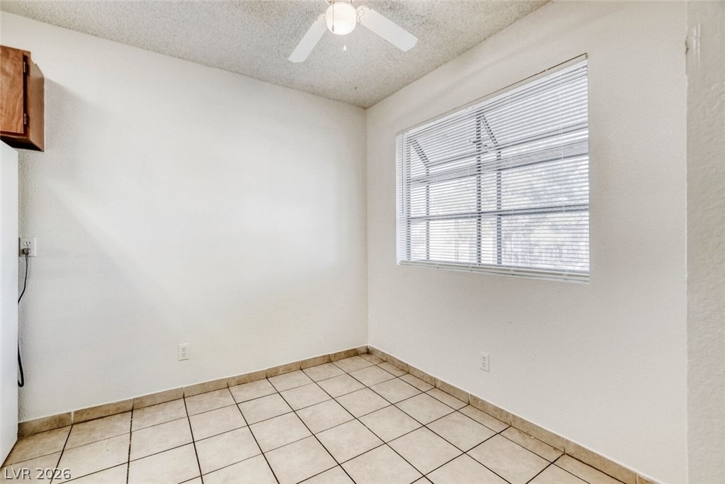 4651 Amberleigh Lane - Photo 3
