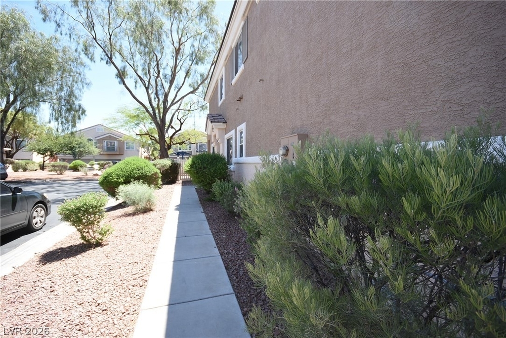 6555 Bucking Horse Lane - Photo 38