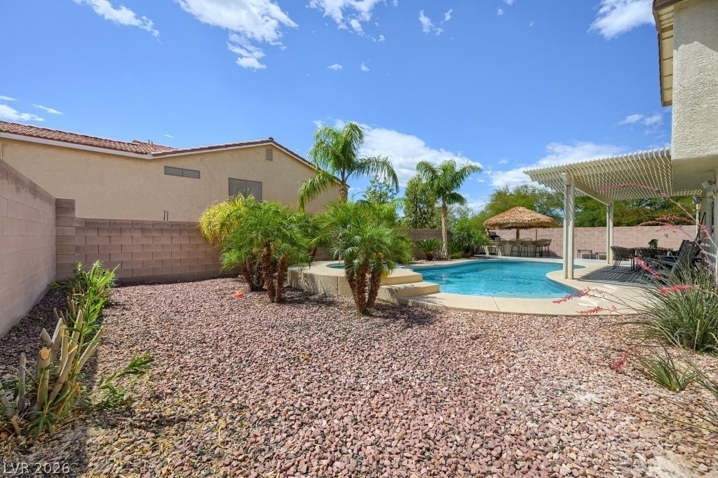 1921 Moonlight Bluff Avenue - Photo 28