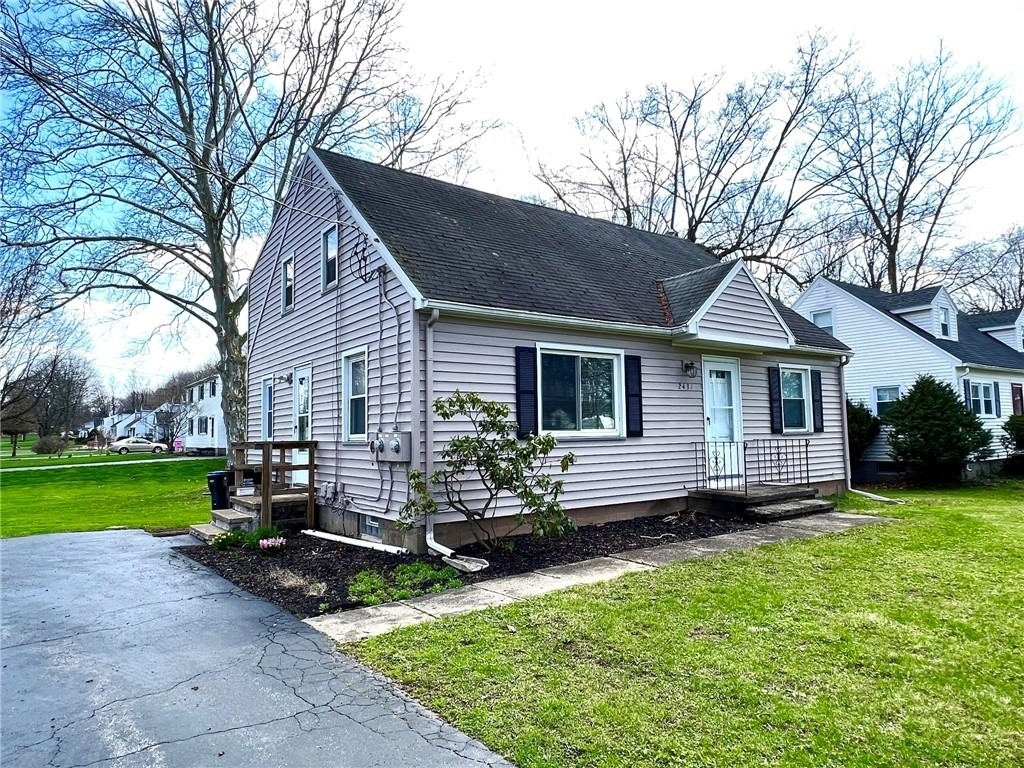 2431 Westside (down) Drive - Photo 1