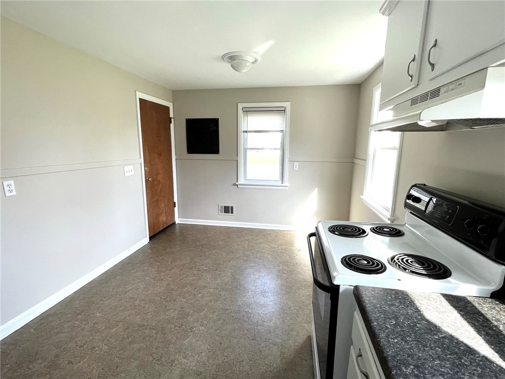 2431 Westside (down) Drive - Photo 4