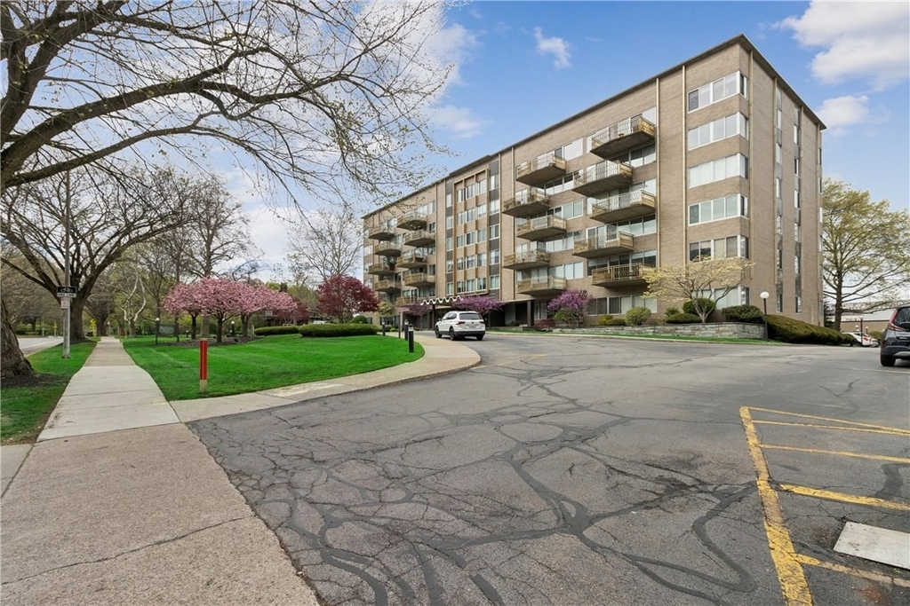 1400 East Avenue - Photo 0