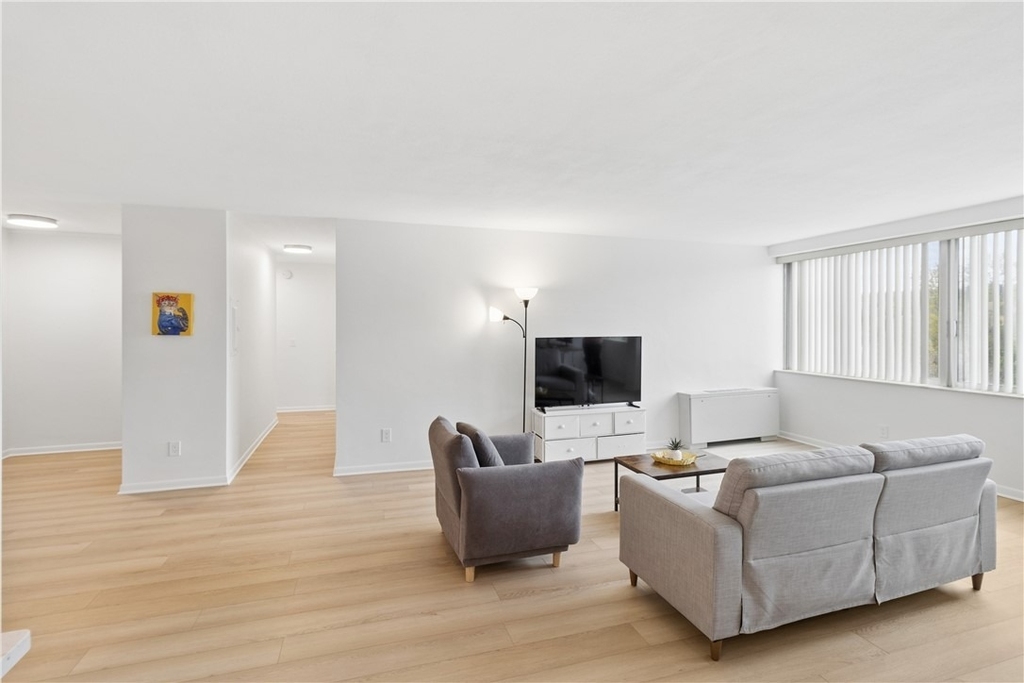 1400 East Avenue - Photo 7