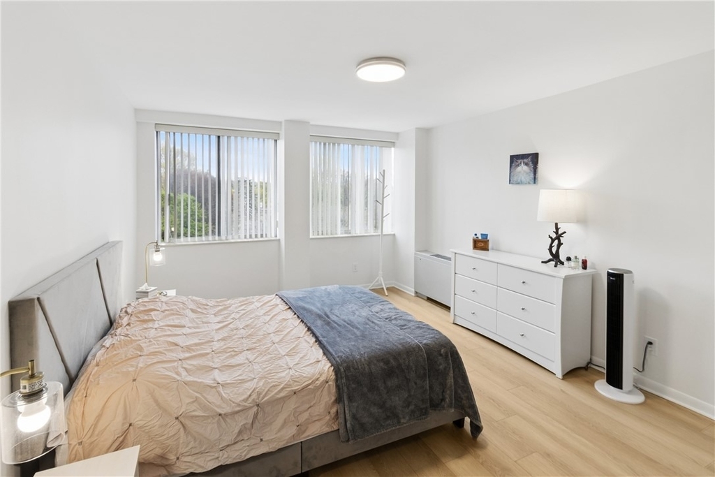 1400 East Avenue - Photo 12