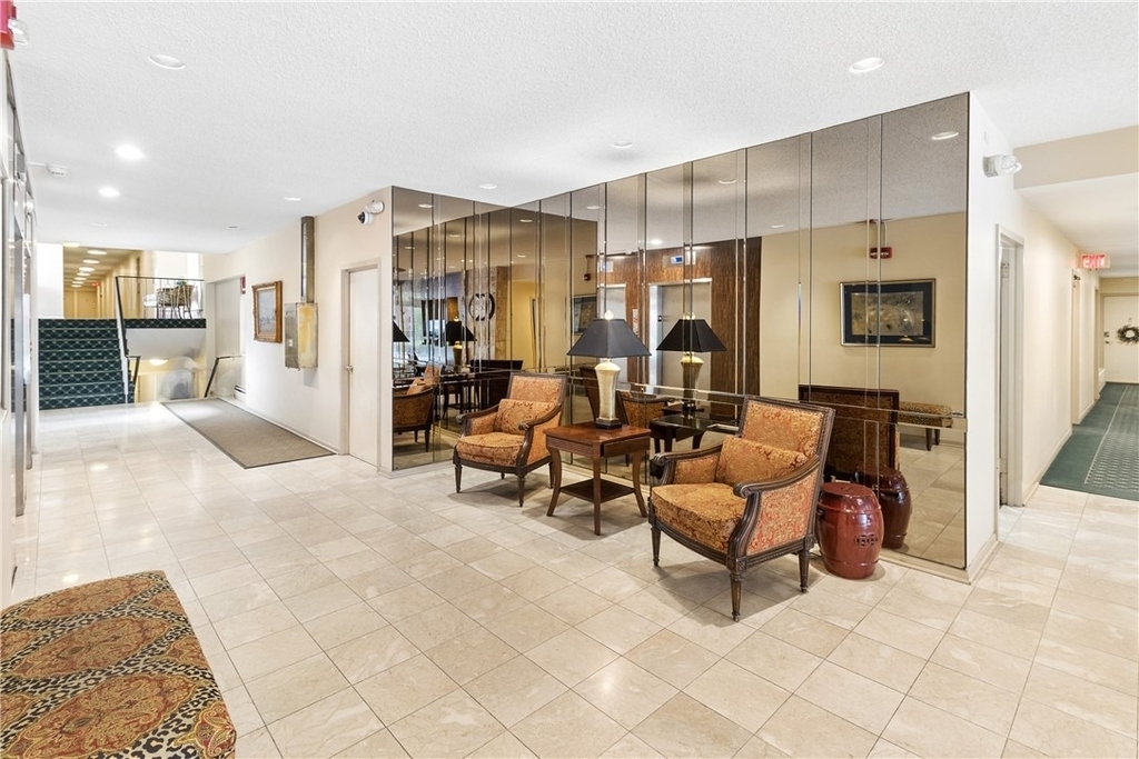 1400 East Avenue - Photo 4