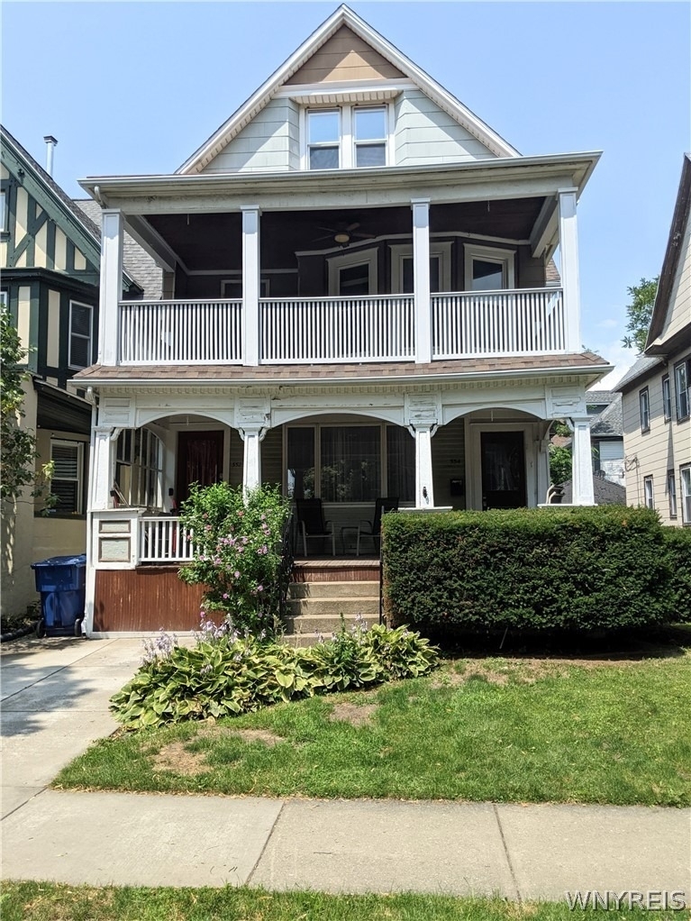 552 Potomac Avenue - Photo 0