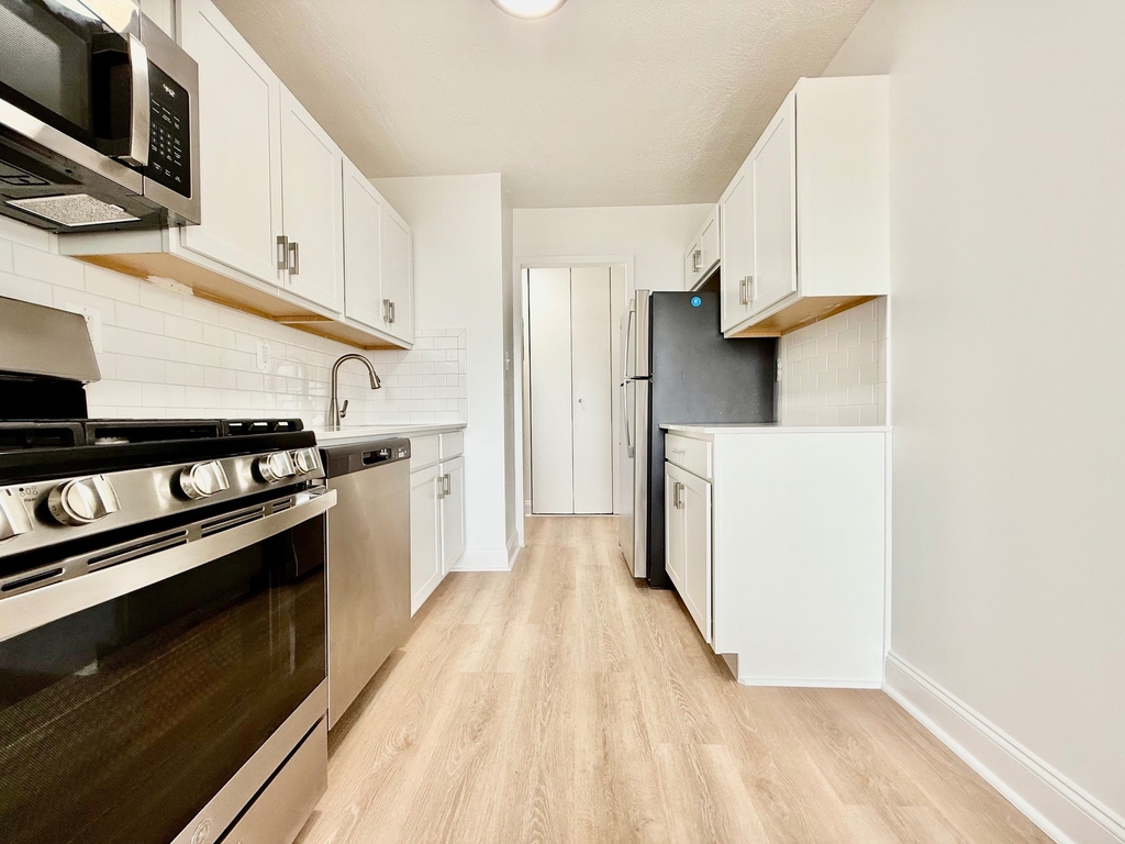 33 North Third Ave - Photo 6