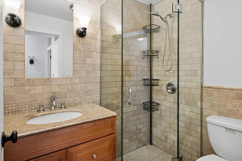 727 Warburton Ave - Photo 5