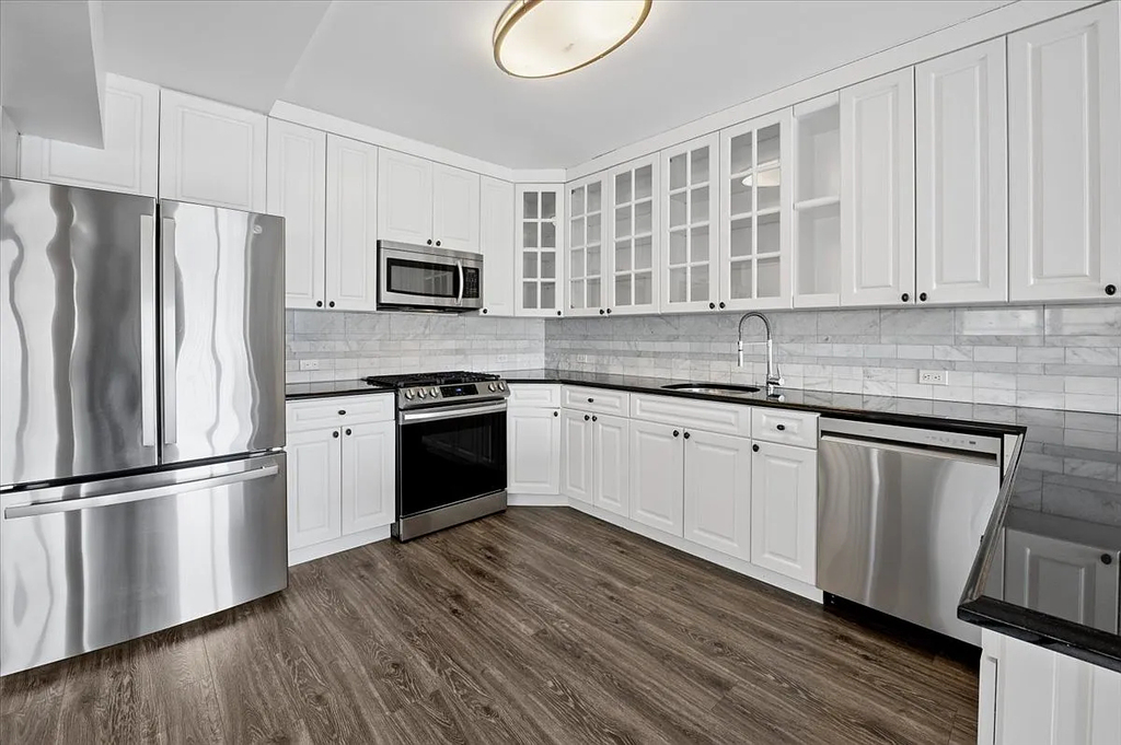 727 Warburton Ave - Photo 8