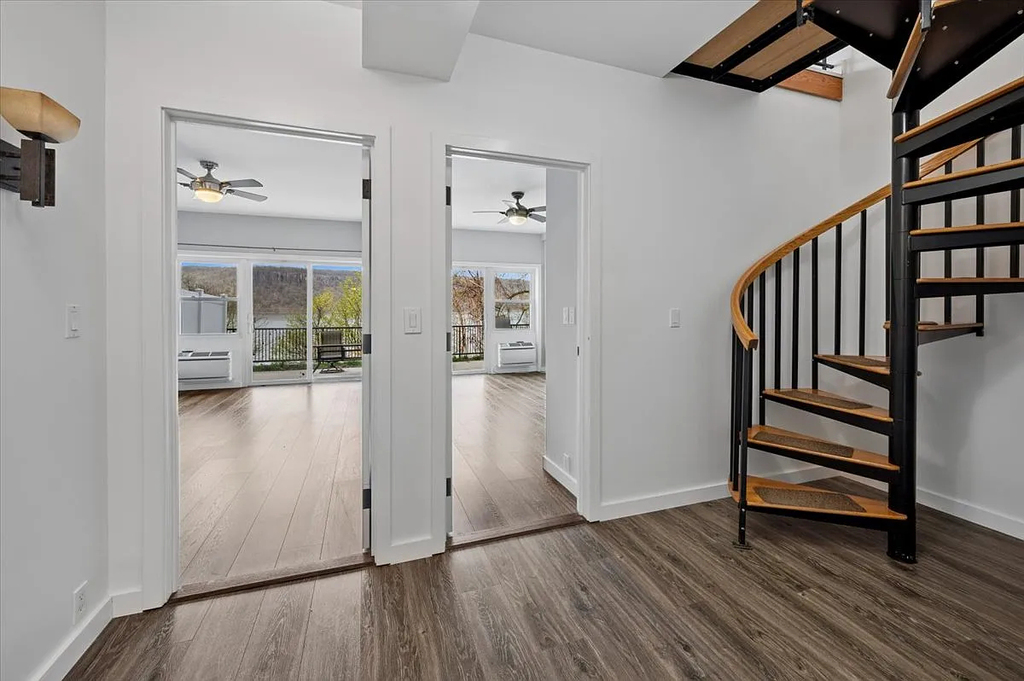 727 Warburton Ave - Photo 7
