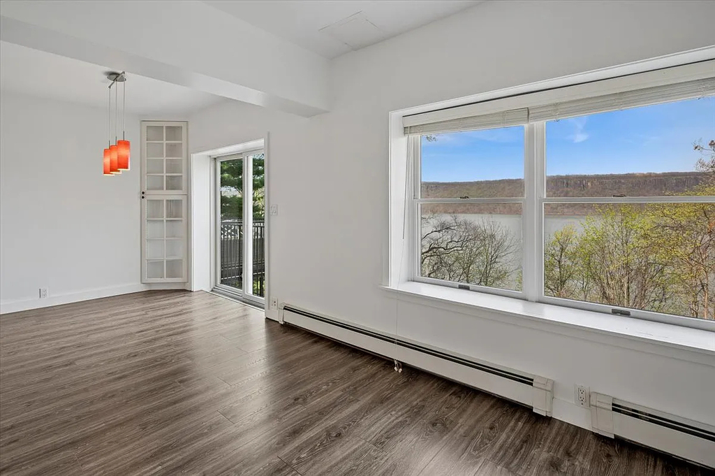 727 Warburton Ave - Photo 11