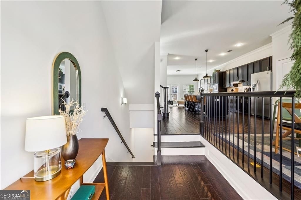 745 Fountainhead Lane - Photo 4