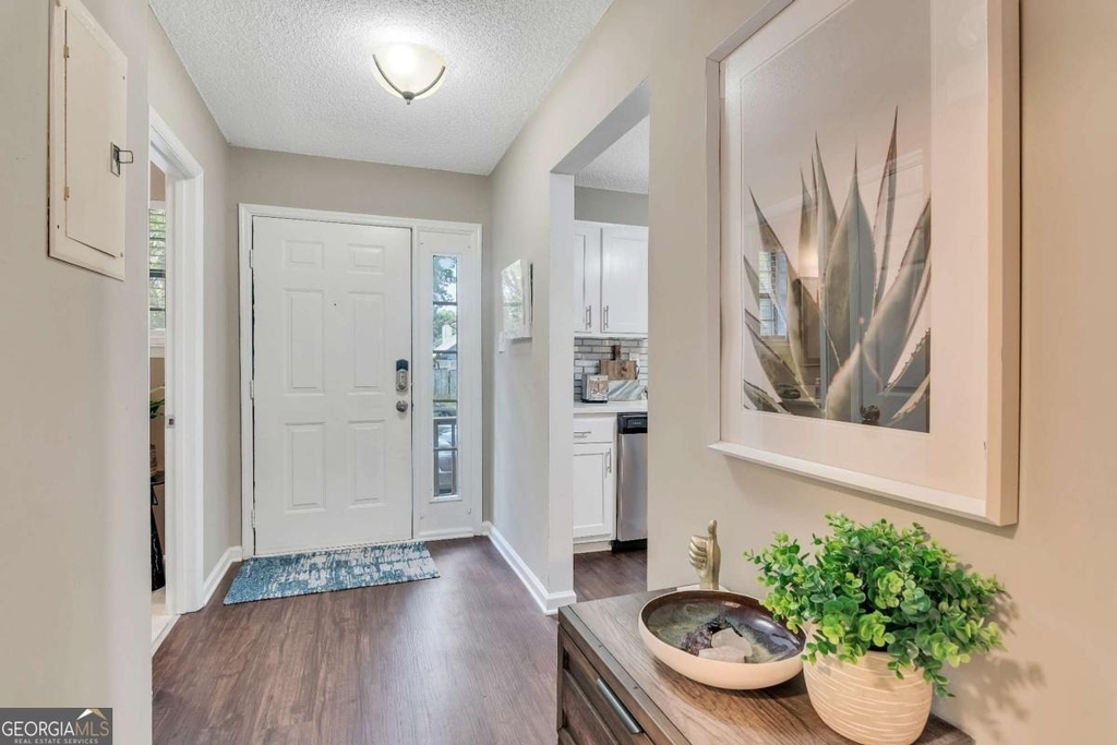 1114 Falling Water Drive Se - Photo 15