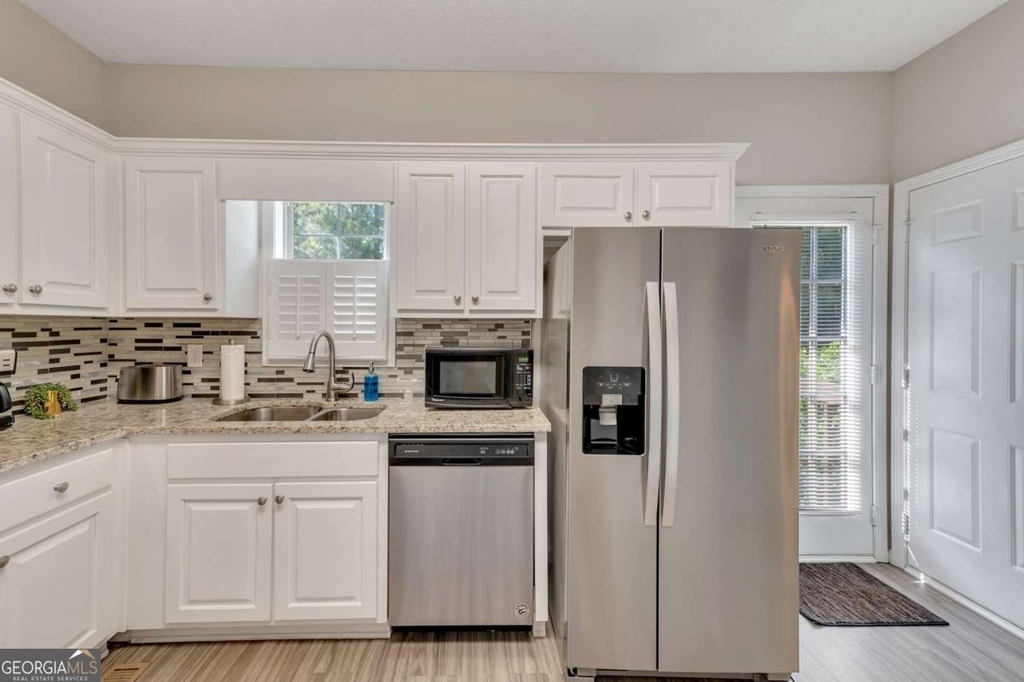 19 Moonlight Drive Se - Photo 13