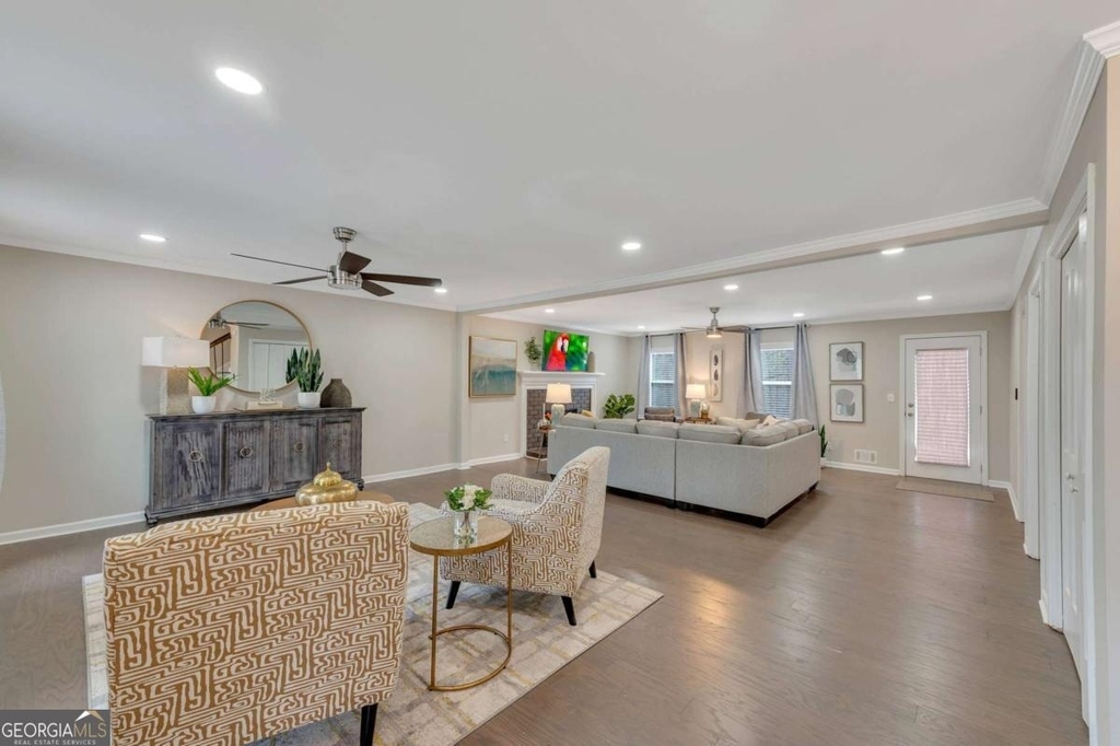 6805 Wright Road - Photo 1