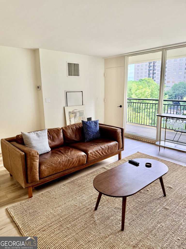 620 Peachtree Street Ne - Photo 2
