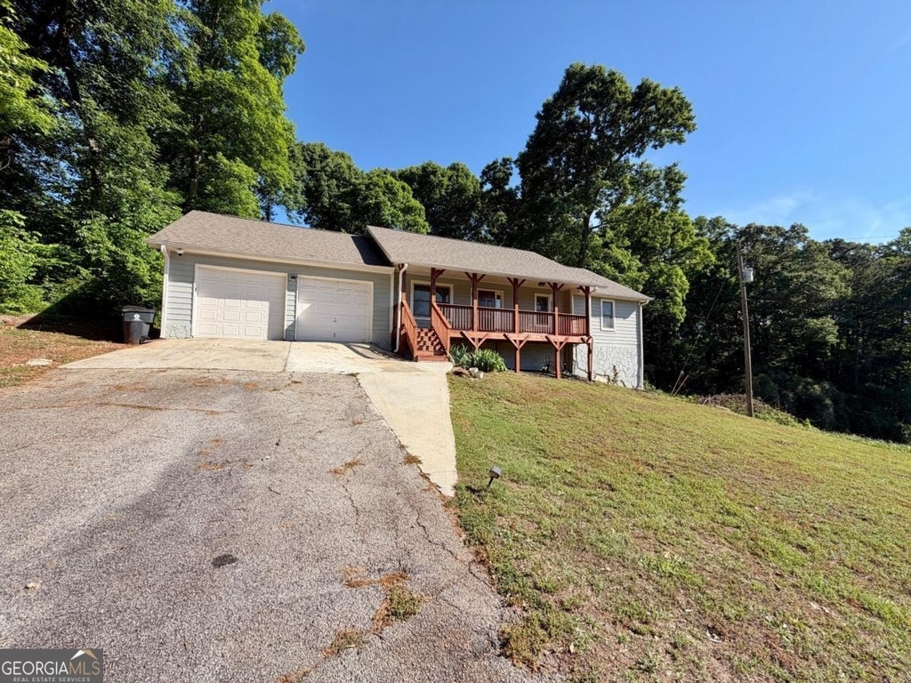 285 Lakeshore Drive - Photo 0