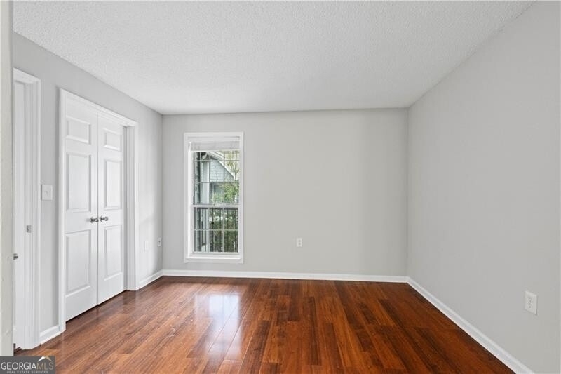 640 Granville Court - Photo 18