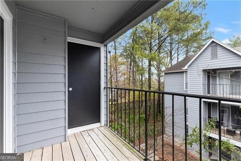 640 Granville Court - Photo 8