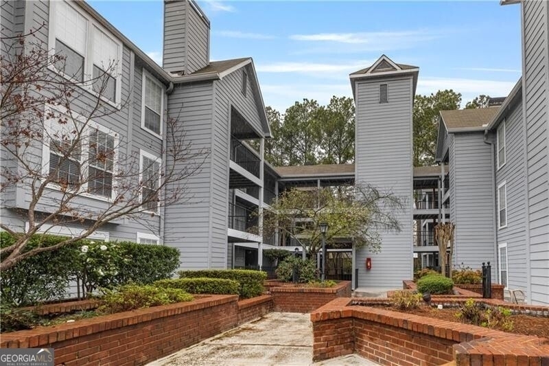 640 Granville Court - Photo 1